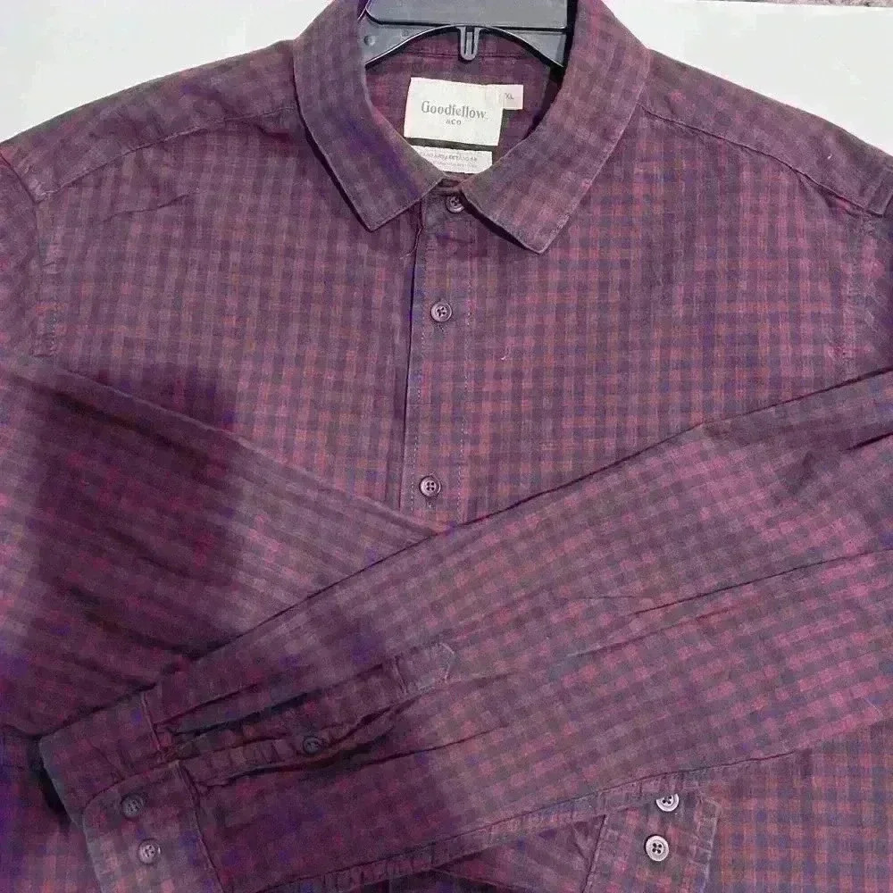 Goodfellow & Co, navy and burgundy check long sleeve shirt. Size XL - Picture 3 of 5